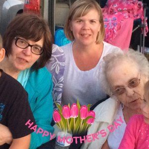 Meet your Posher, Lacy